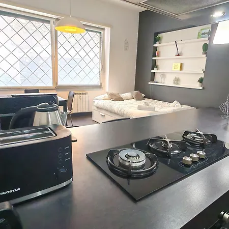 Piramide Charming Flat E Terrace דירה *