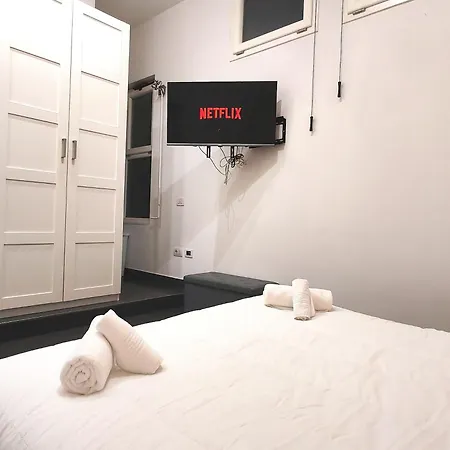 Piramide Charming Flat E Terrace 公寓