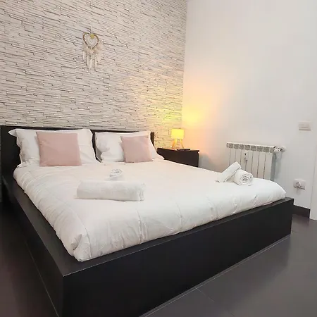 公寓 Piramide Charming Flat E Terrace